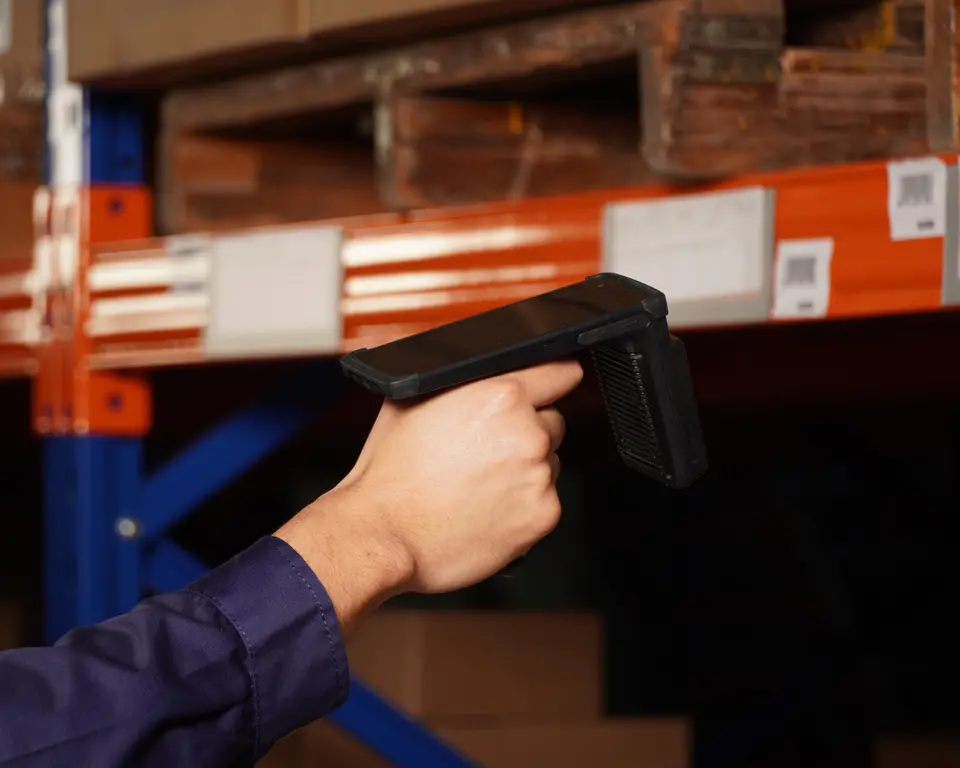 The Application and Advantages of RFID Readers in Warehouse Management